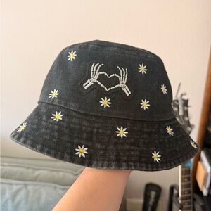 Black Daisy Embroidered Kids Bucket Hat